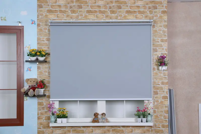 mẫu rèm cuốn lò xo cản sáng, cản nhiệt