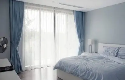 rèm vải treo ban công cản sáng