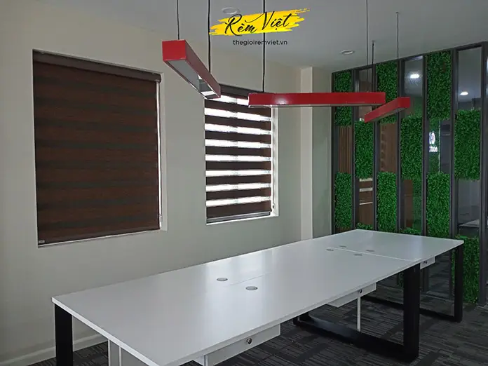 Rèm cầu vồng văn phòng