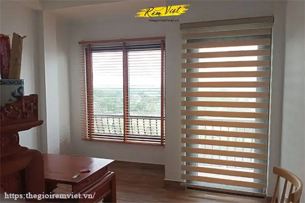 Rèm gỗ sang trọng cho cửa số nhỏ