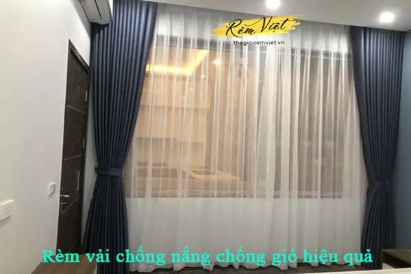 Rèm vải chống nắng chống gió hiệu quả