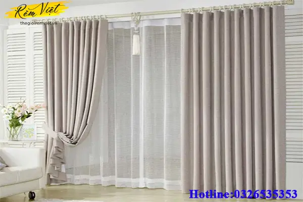Lựa chọn họa tiết, chất liệu cho rèm cửa phòng khách