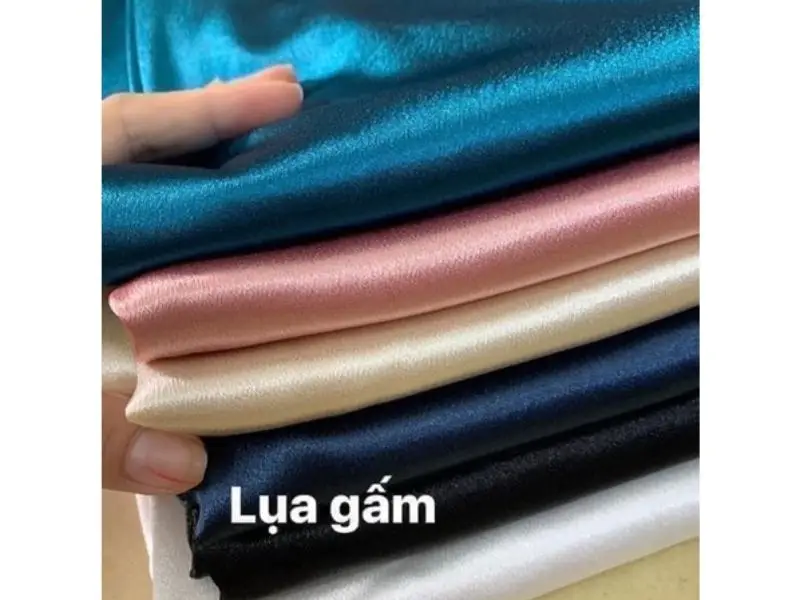 Mẫu vải gấm và bảng giá tại Thế giới rèm Việt hiện nay