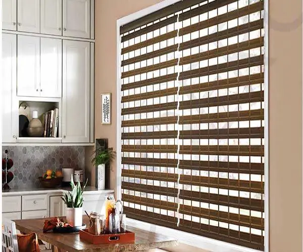 Mẫu rèm cầu vồng Modero cho phòng bếp