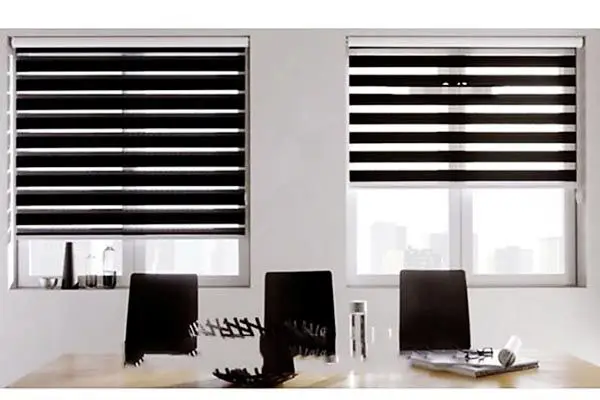 Mẫu rèm cầu vồng cho văn phòng làm việc