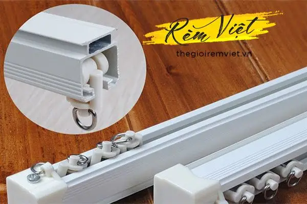 Thanh ray trượt treo rèm y xếp ly